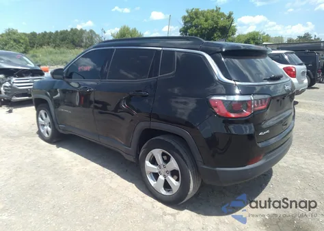 2018 Jeep Compass Latitude 4X4 из США, поврежденный, VIN 3C4NJDBB9JT393767